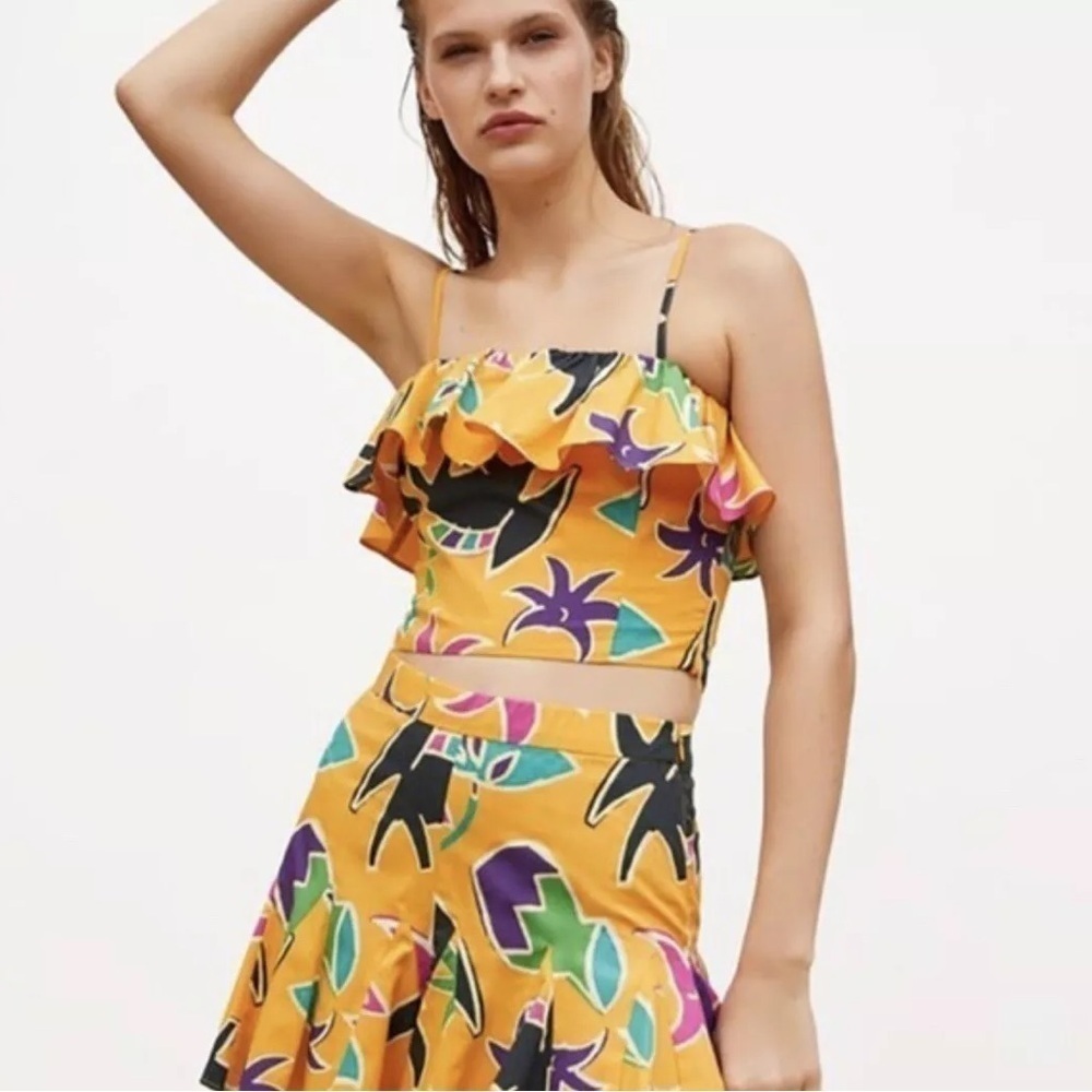 Zara Crop Top Strapless (no straps) Ruffle Smocked Colorful print - Picture 3 of 5